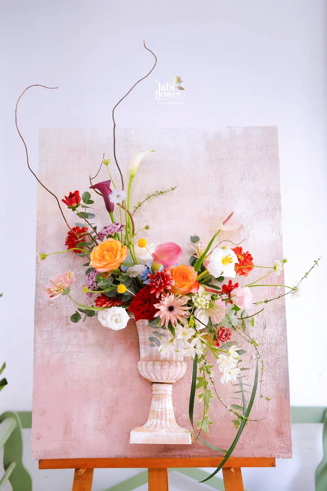 KỆ CHÚC MỪNG KM01124